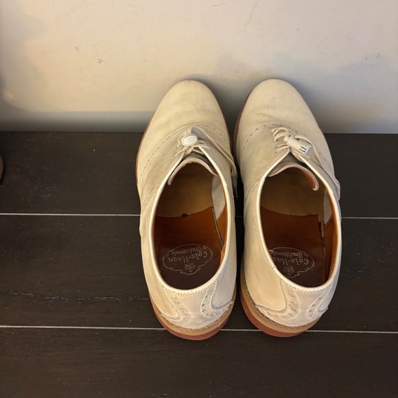 Cole Haan Traditionals | Mens 9 D | Cream Buck Oxford Shoes | Red Brick Sole main image 10